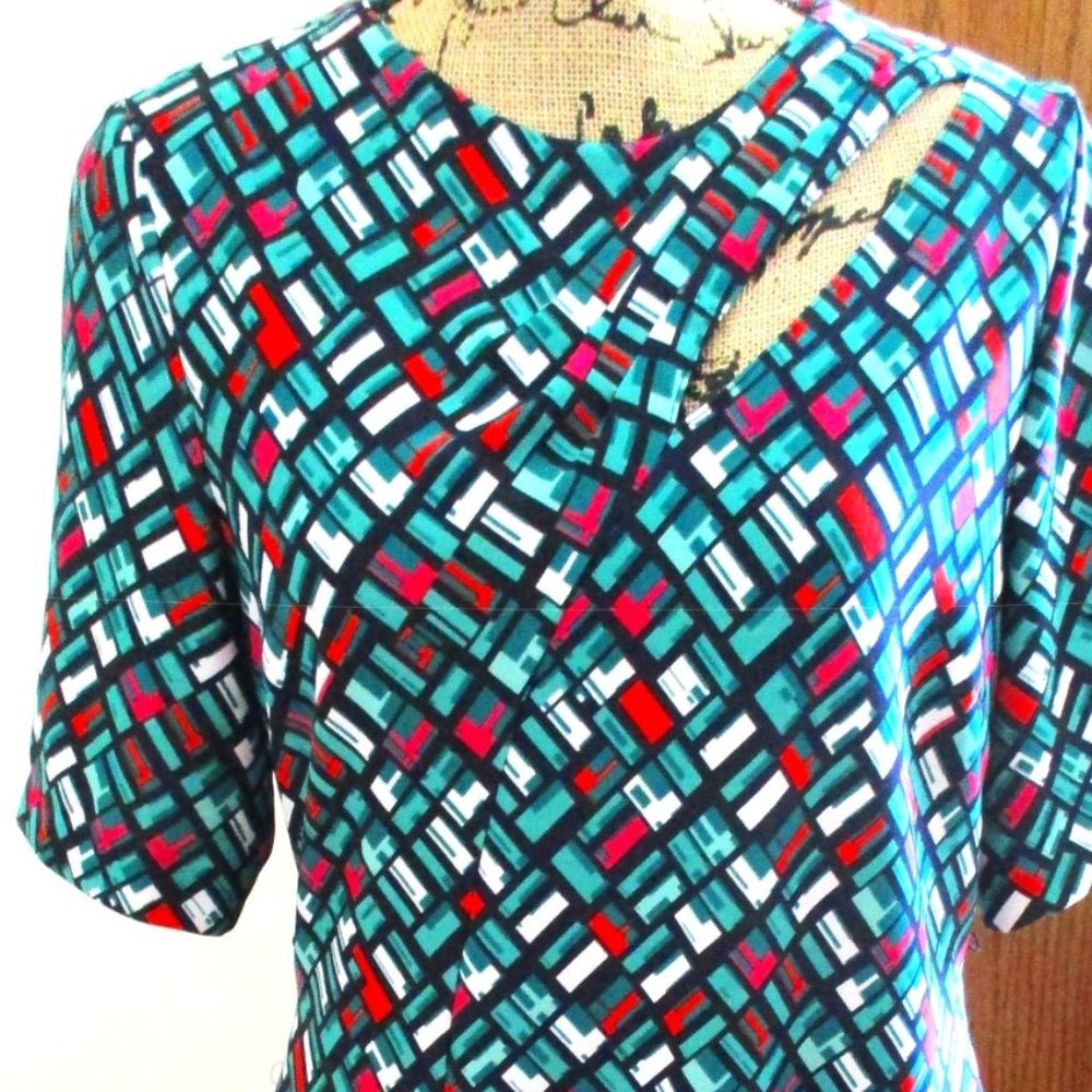 Cenia Womens Short Sleeve Dress, Teal, Pink, Black Abstract Print, Cut Out, L